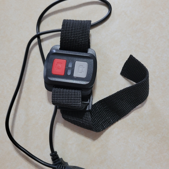 Waterproof digital Camera - Picture 3 of 7